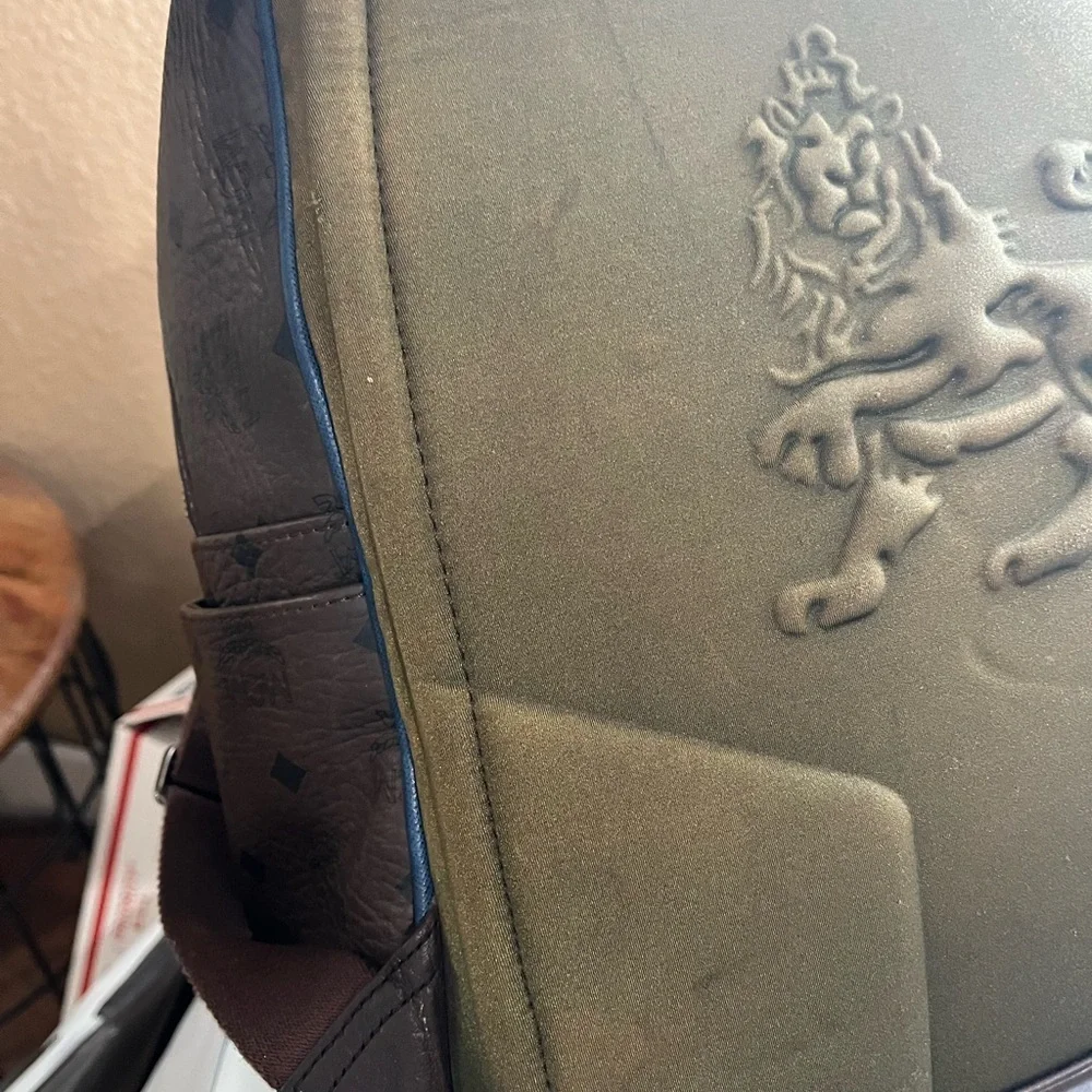 MCM LARGE BROWN VISETOS BACKPACK - Picture 12 of 16